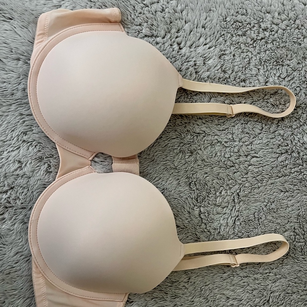 Brand new 38B Victoria’s Secret PINK Tan Bra